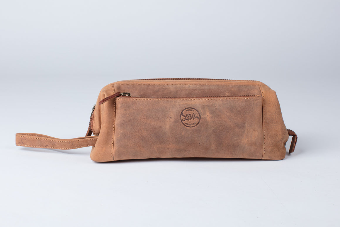 leather wash bag