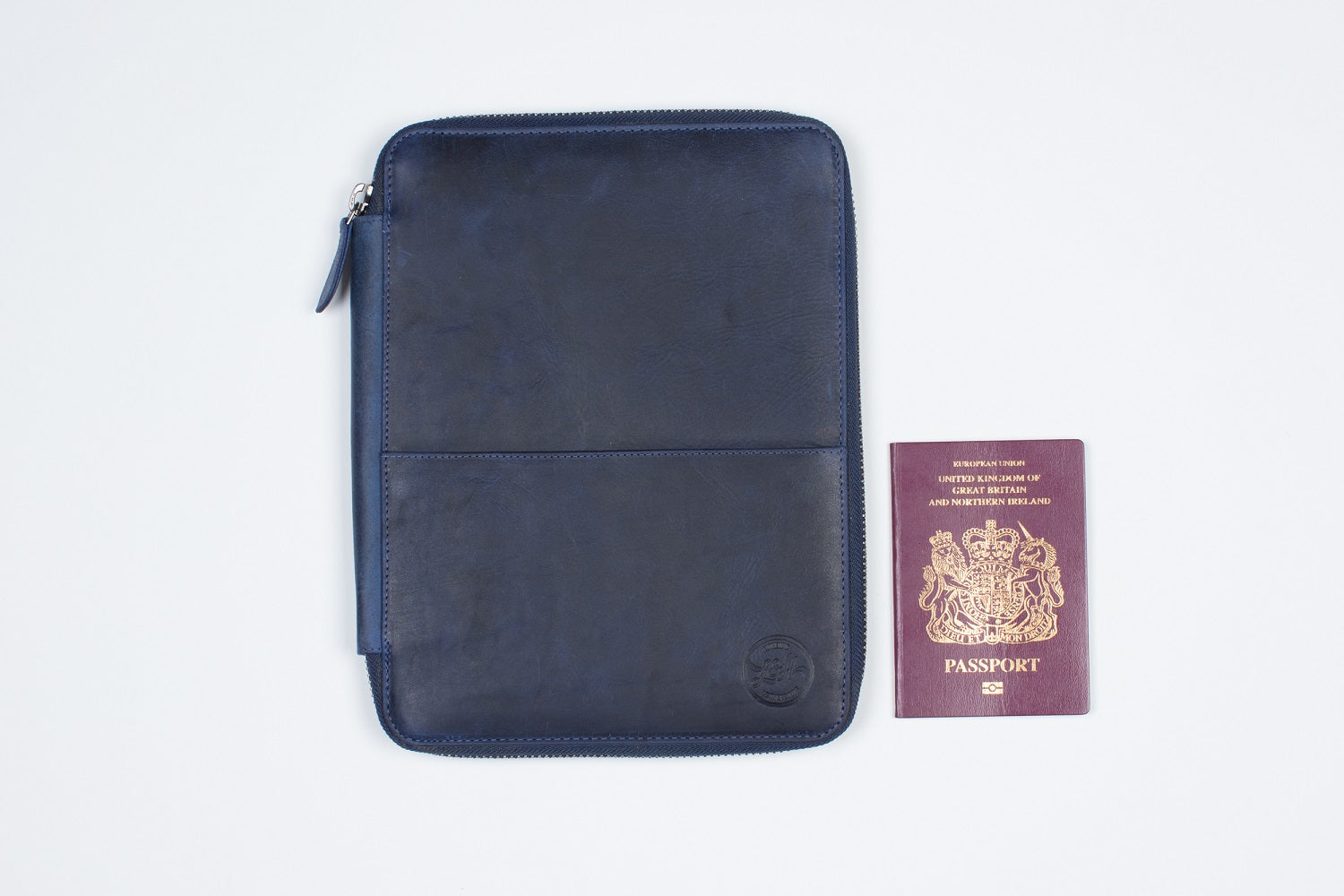 Travel Wallet Large Lorton Horn